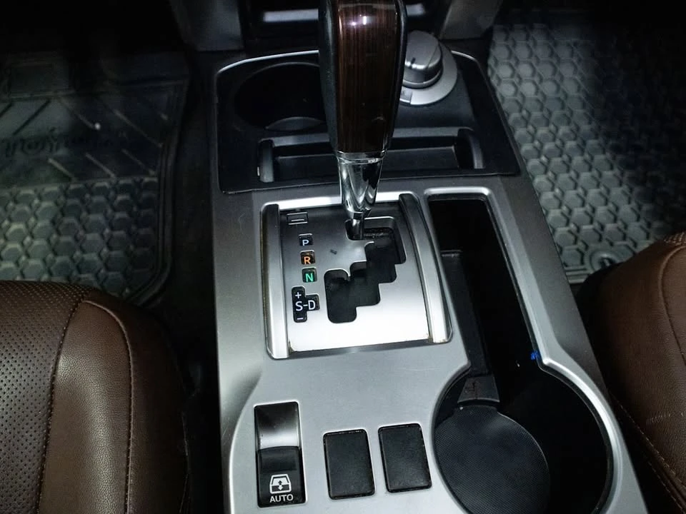 2020 Toyota 4Runner 5th Gen - Image 16 of 20
