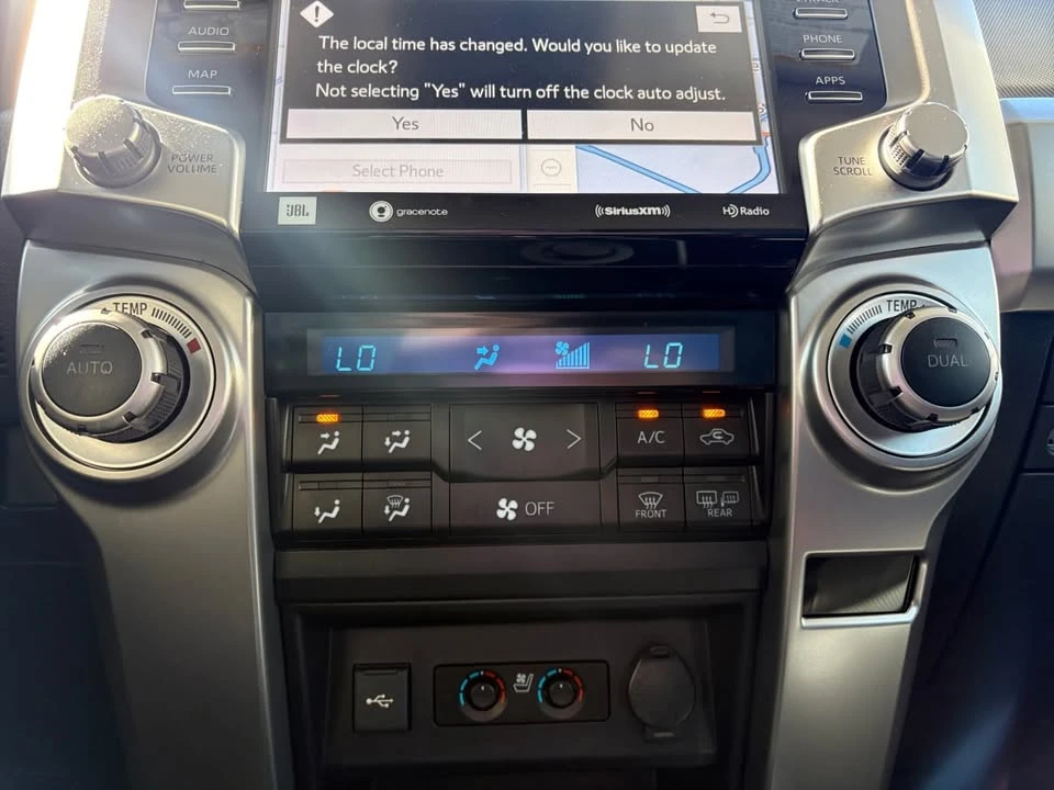 2020 Toyota 4Runner 5th Gen - Image 12 of 19