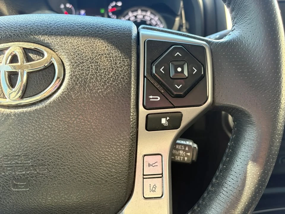 2020 Toyota 4Runner 5th Gen - Image 10 of 19
