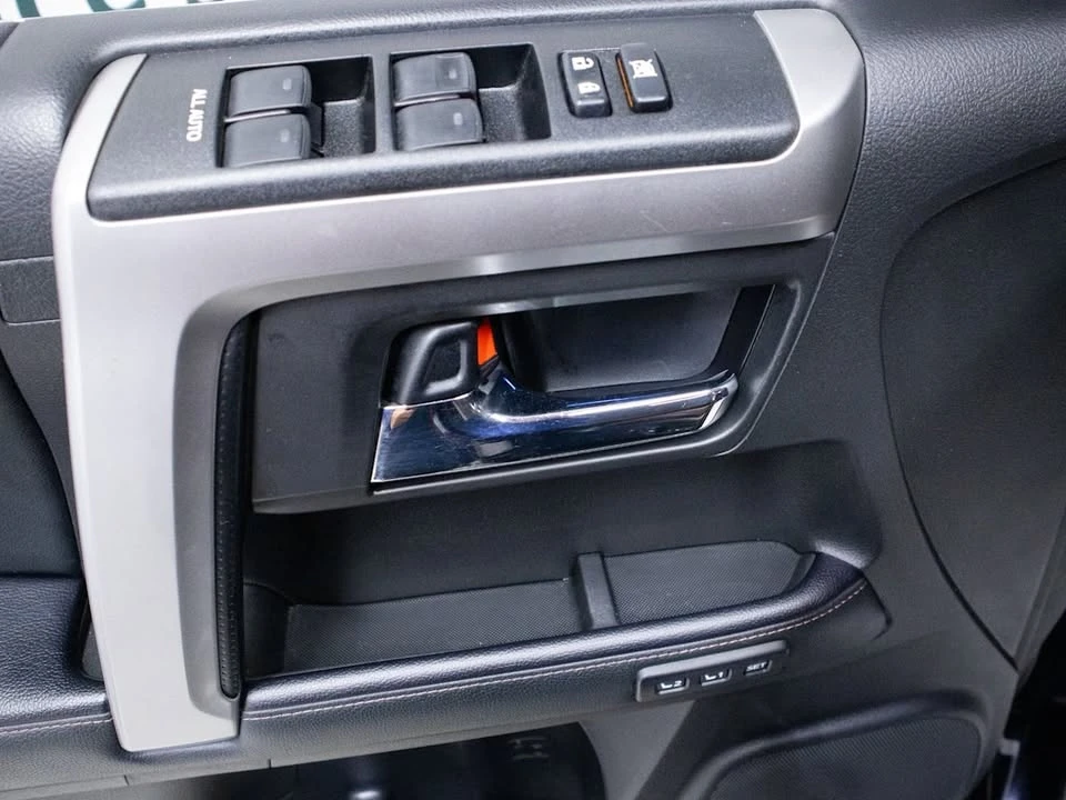 2020 Toyota 4Runner 5th Gen - Image 15 of 20