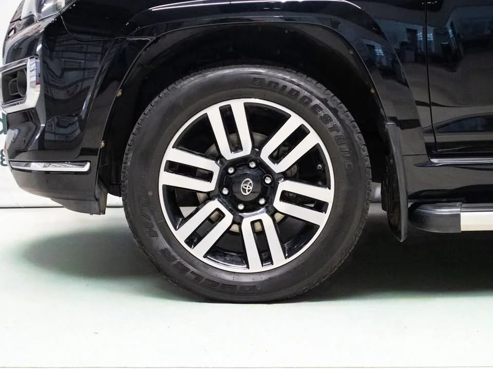 2020 Toyota 4Runner 5th Gen - Image 5 of 20