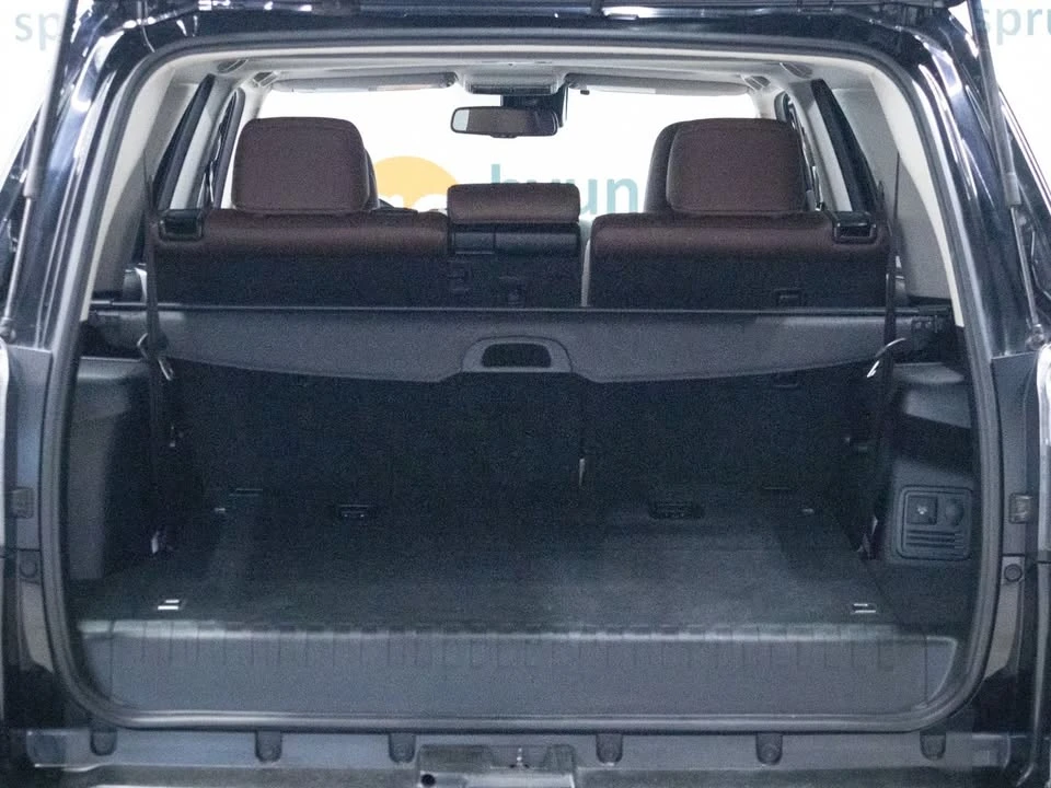 2020 Toyota 4Runner 5th Gen - Image 9 of 20