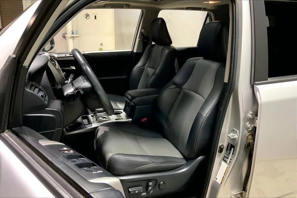 2020 Toyota 4Runner 5th Gen - Image 3 of 20