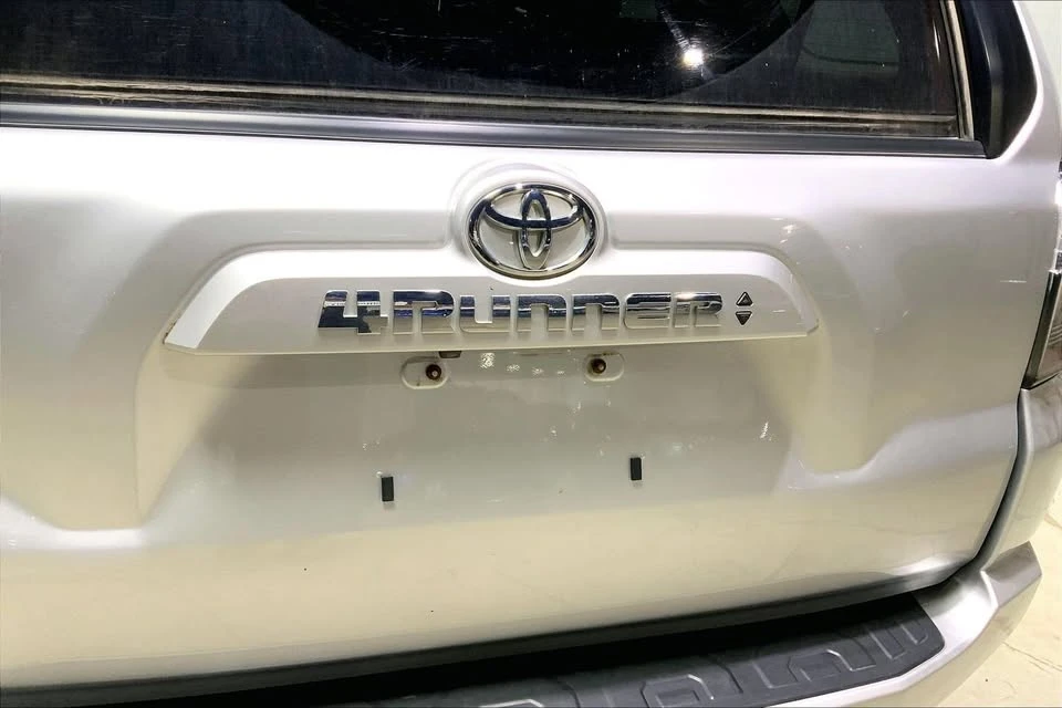 2020 Toyota 4Runner 5th Gen - Image 20 of 20