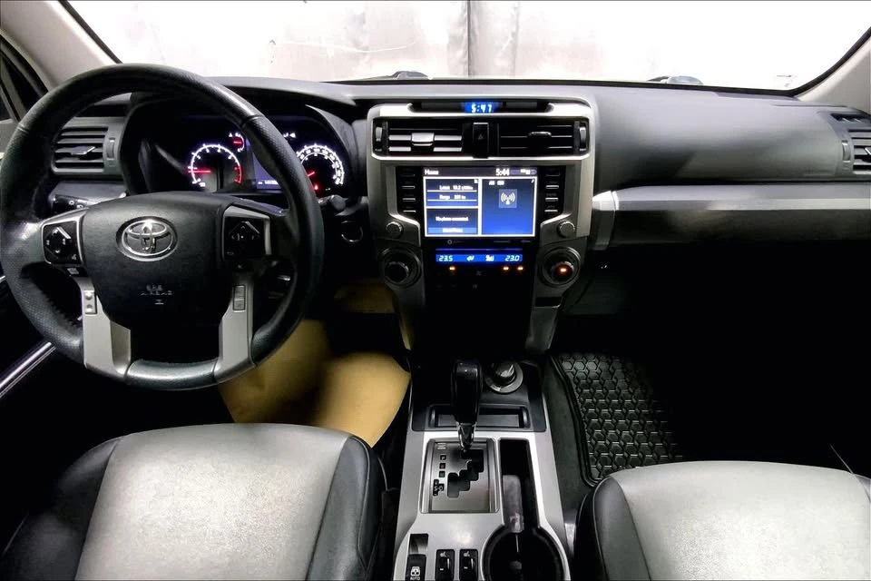 2020 Toyota 4Runner 5th Gen - Image 4 of 20