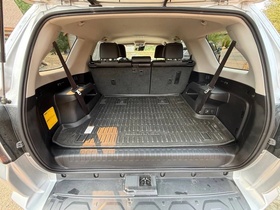 2020 Toyota 4Runner 5th Gen - Image 7 of 12