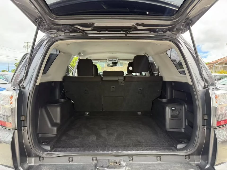 2020 Toyota 4Runner 5th Gen - Image 10 of 15
