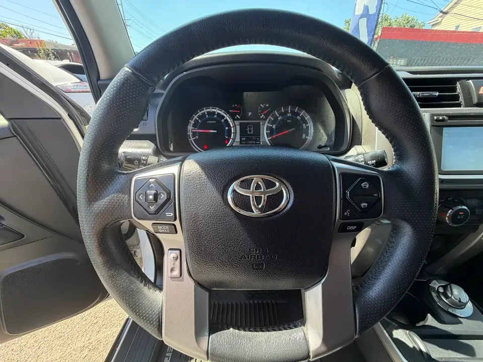 2020 Toyota 4Runner 5th Gen - Image 15 of 20