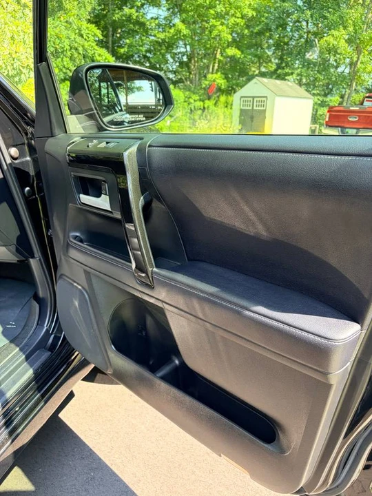 2020 Toyota 4Runner 5th Gen - Image 15 of 18