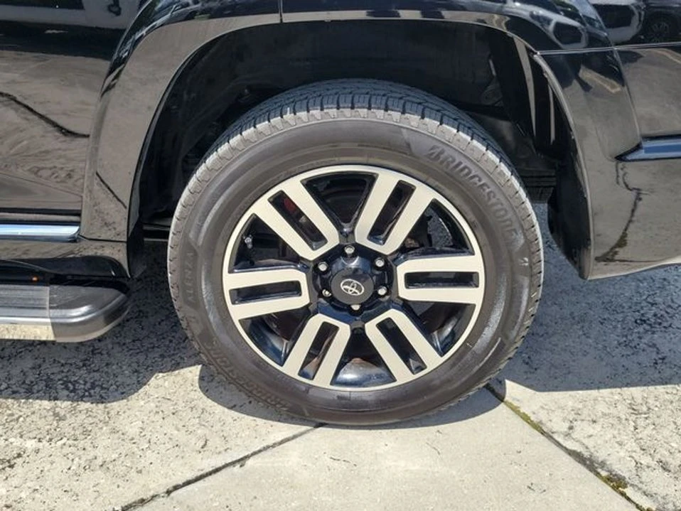 2020 Toyota 4Runner 5th Gen - Image 7 of 20