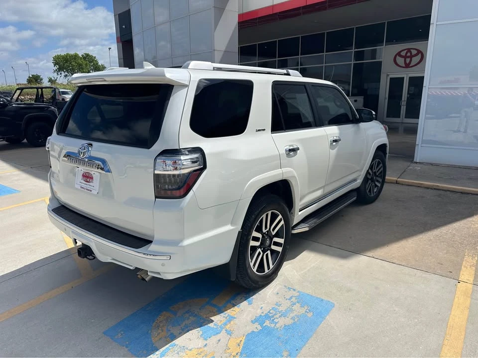 2020 Toyota 4Runner 5th Gen - Image 3 of 9