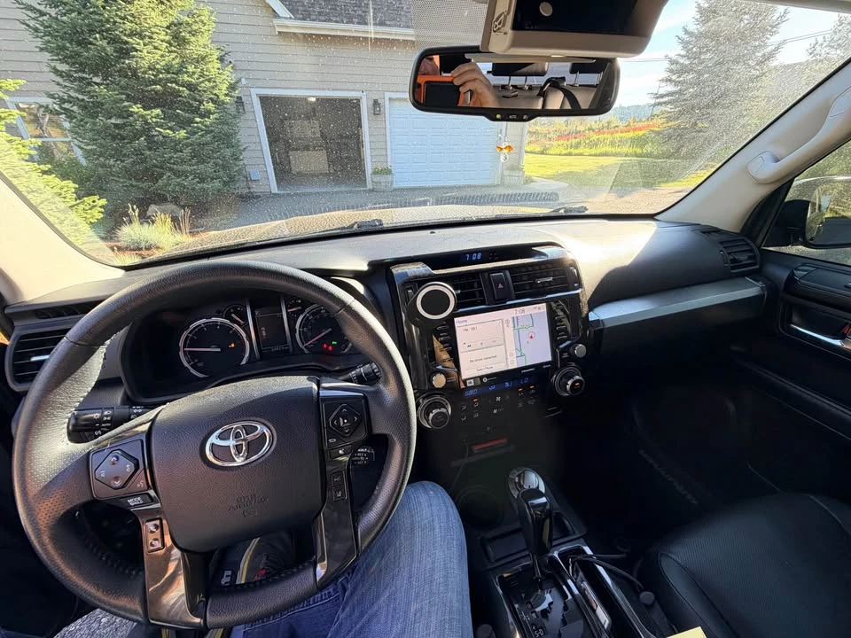 2020 Toyota 4Runner 5th Gen - Image 9 of 10