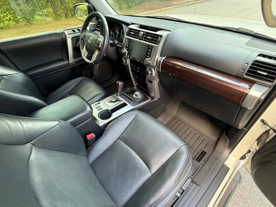 2020 Toyota 4Runner 5th Gen - Image 13 of 24