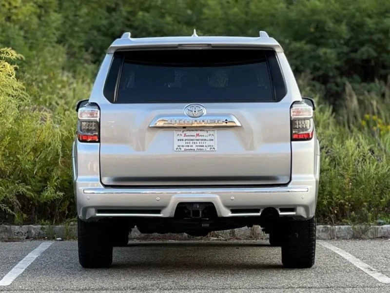 2020 Toyota 4Runner 5th Gen - Image 7 of 12