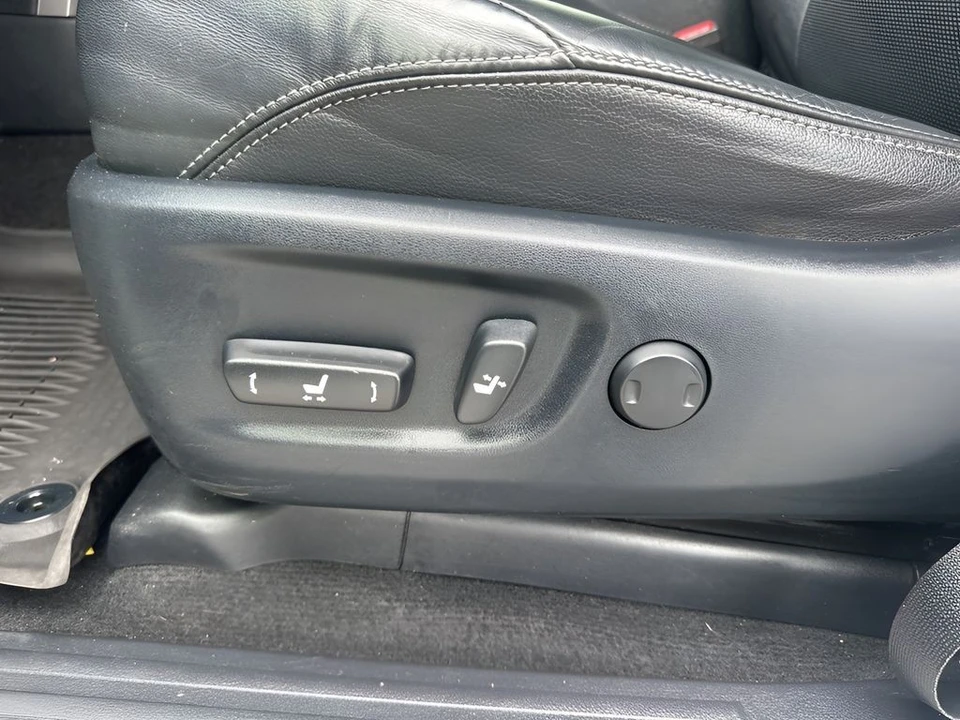 2020 Toyota 4Runner 5th Gen - Image 10 of 12