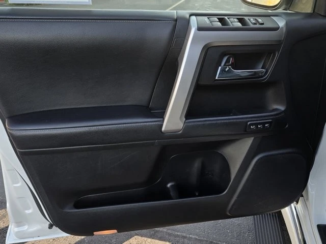 2020 Toyota 4Runner 5th Gen - Image 10 of 12