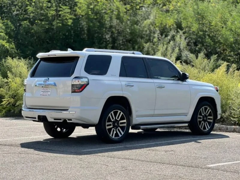 2020 Toyota 4Runner 5th Gen - Image 10 of 12