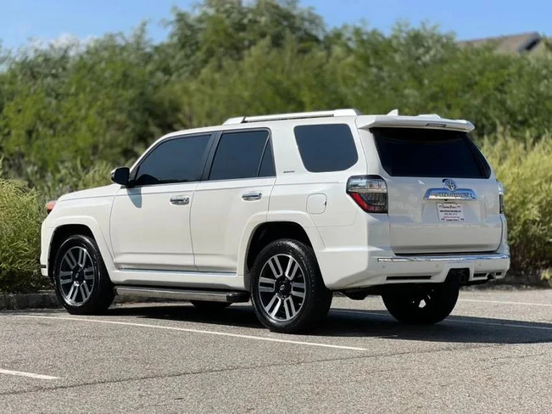 2020 Toyota 4Runner 5th Gen - Image 8 of 12