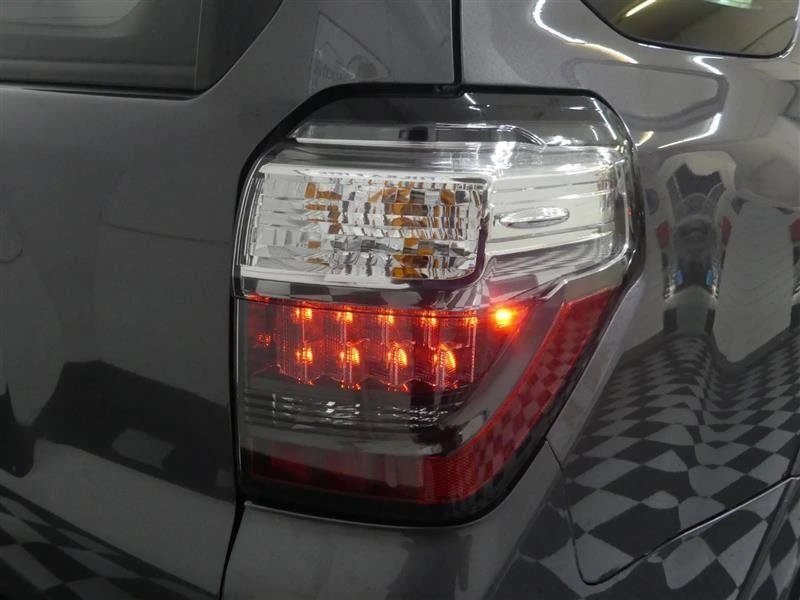 2020 Toyota 4Runner 5th Gen - Image 15 of 20