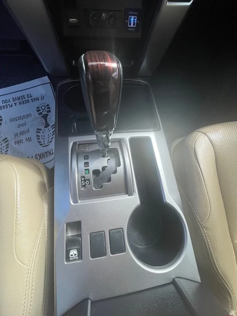 2020 Toyota 4Runner 5th Gen - Image 8 of 9