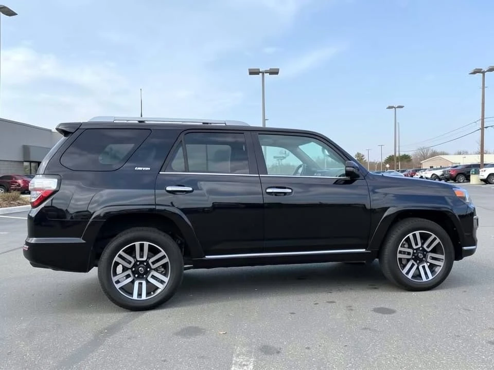2020 Toyota 4Runner 5th Gen - Image 6 of 13