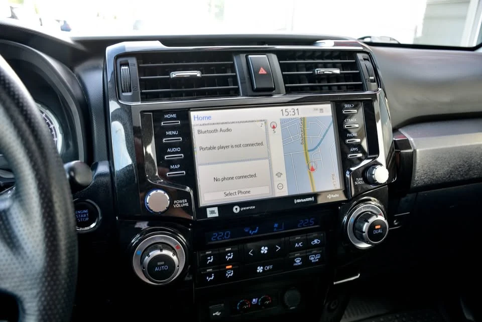 2020 Toyota 4Runner 5th Gen - Image 15 of 20