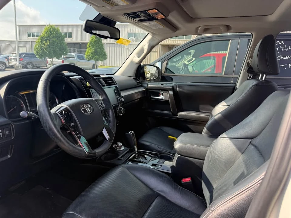 2020 Toyota 4Runner 5th Gen - Image 7 of 14