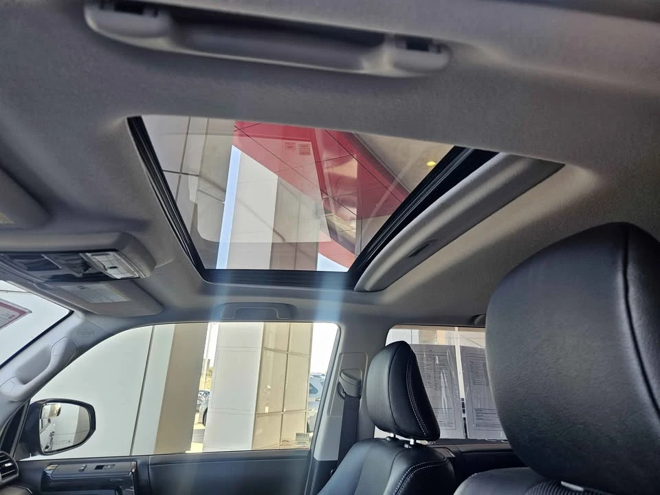 2020 Toyota 4Runner 5th Gen - Image 8 of 18
