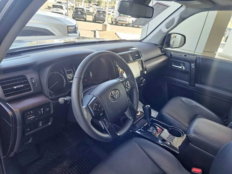 2020 Toyota 4Runner 5th Gen - Image 9 of 18