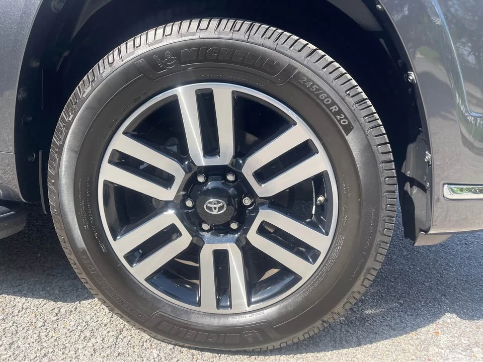 2020 Toyota 4Runner 5th Gen - Image 8 of 20