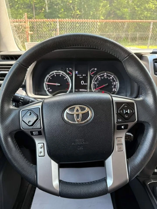 2020 Toyota 4Runner 5th Gen - Image 6 of 7