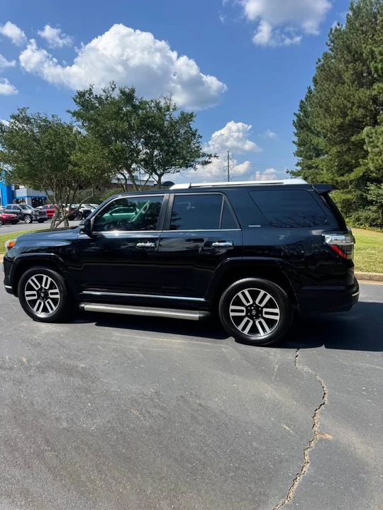 2020 Toyota 4Runner 5th Gen - Image 10 of 12