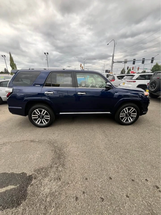 2020 Toyota 4Runner 5th Gen - Image 3 of 11