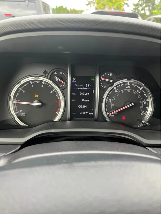 2020 Toyota 4Runner 5th Gen - Image 10 of 11