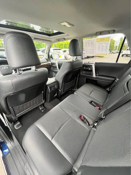 2020 Toyota 4Runner 5th Gen - Image 9 of 11