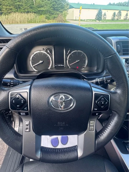 2020 Toyota 4Runner 5th Gen - Image 11 of 15