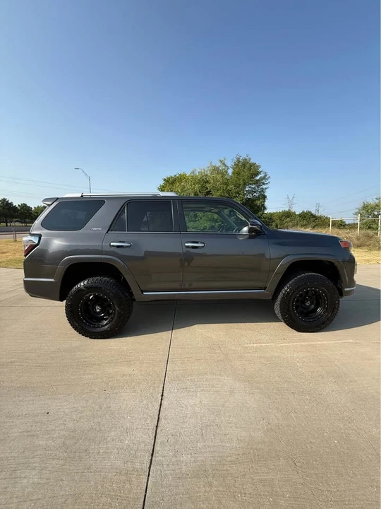 2020 Toyota 4Runner 5th Gen - Image 3 of 15