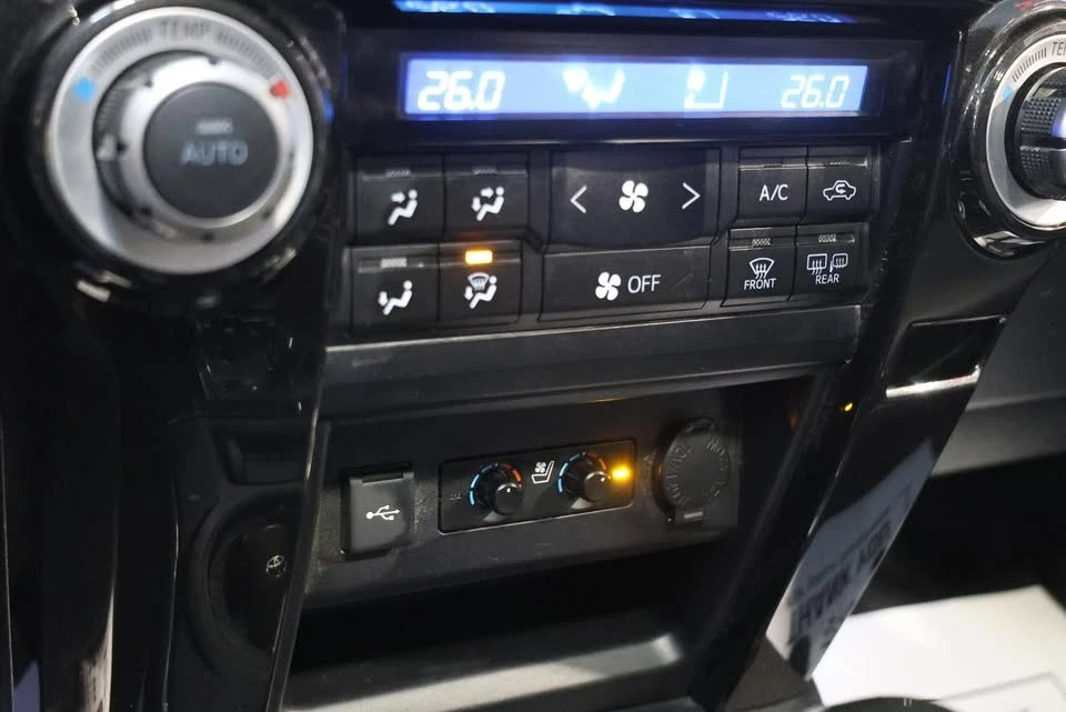 2020 Toyota 4Runner 5th Gen - Image 15 of 20