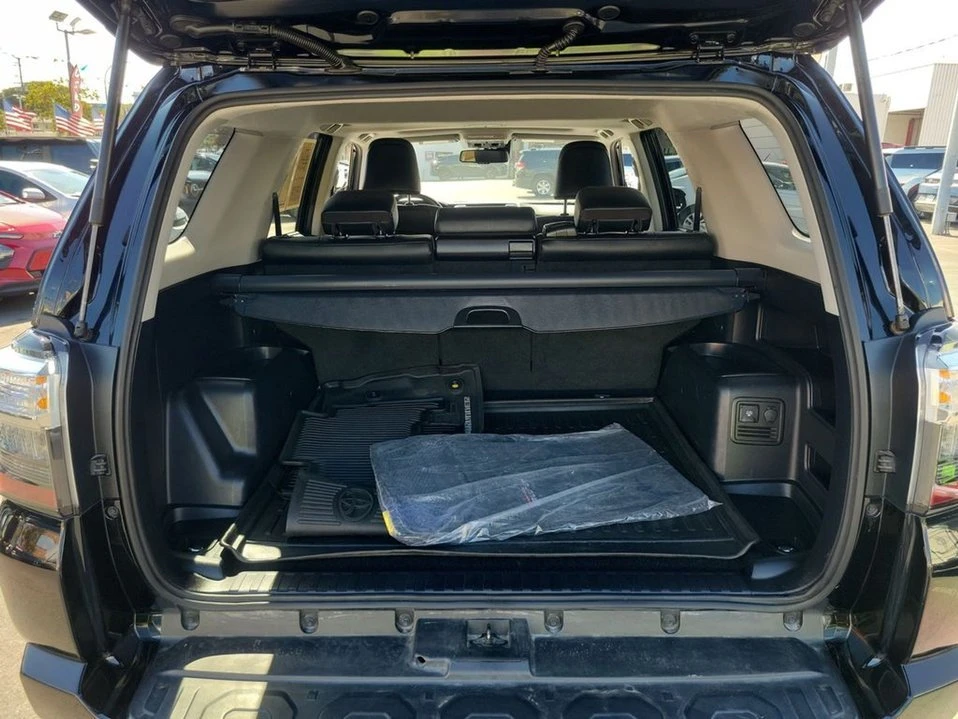 2020 Toyota 4Runner 5th Gen - Image 11 of 20