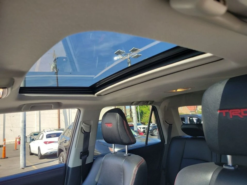 2020 Toyota 4Runner 5th Gen - Image 6 of 20