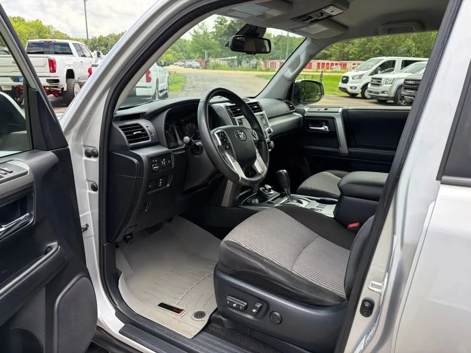 2020 Toyota 4Runner 5th Gen - Image 3 of 6