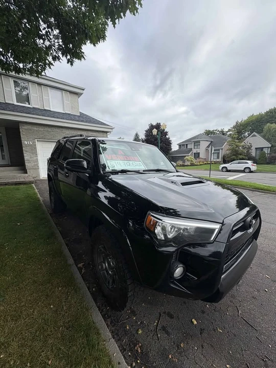 2020 Toyota 4Runner 5th Gen - Image 2 of 10