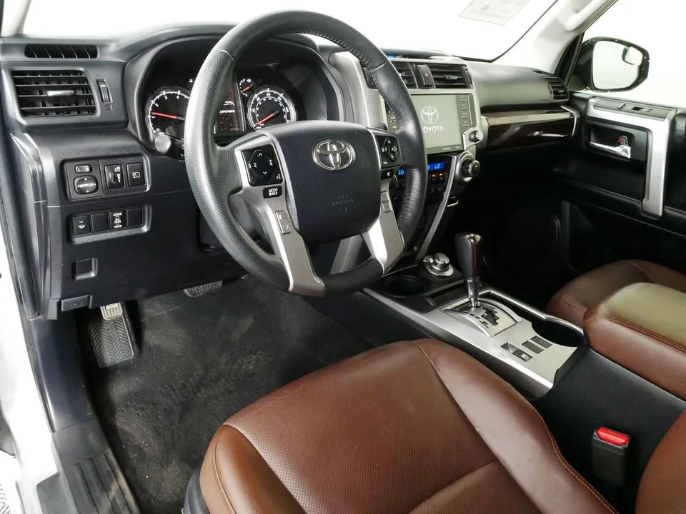 2020 Toyota 4Runner 5th Gen - Image 11 of 20