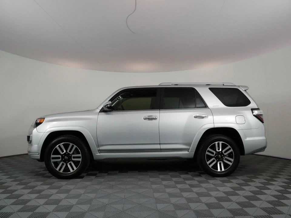 2020 Toyota 4Runner 5th Gen - Image 3 of 20