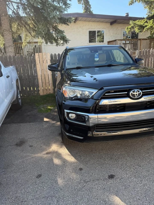 2020 Toyota 4Runner 5th Gen - Image 2 of 13