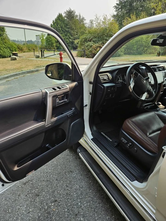 2020 Toyota 4Runner 5th Gen - Image 10 of 20