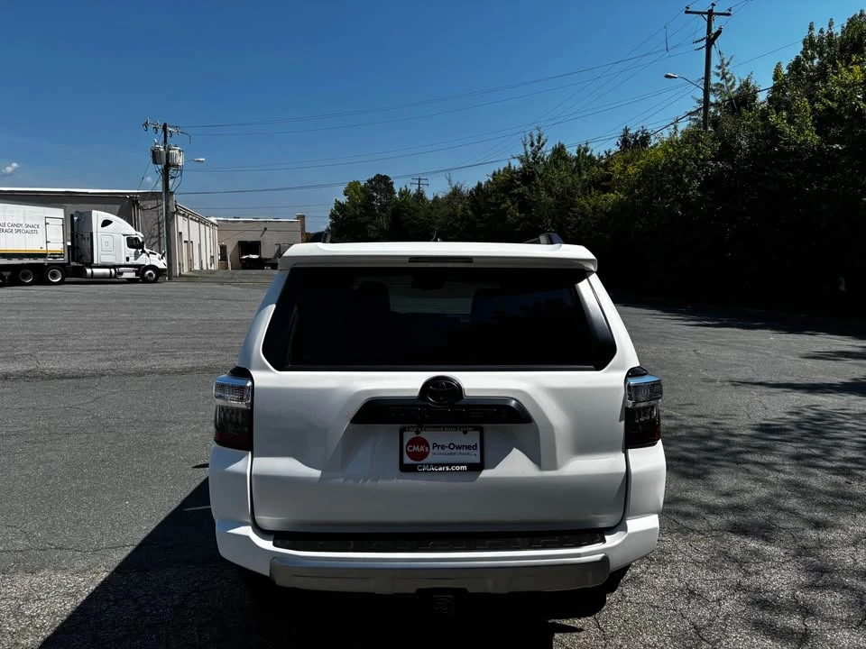 2020 Toyota 4Runner 5th Gen - Image 5 of 9