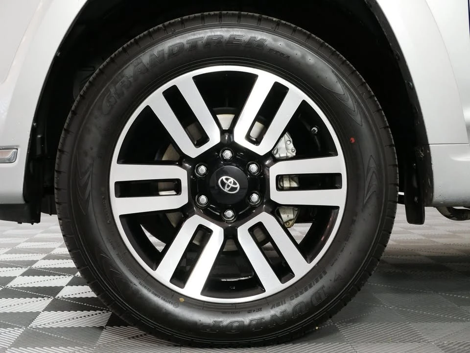 2020 Toyota 4Runner 5th Gen - Image 9 of 20