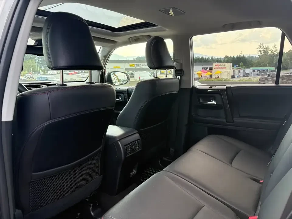 2020 Toyota 4Runner 5th Gen - Image 18 of 20