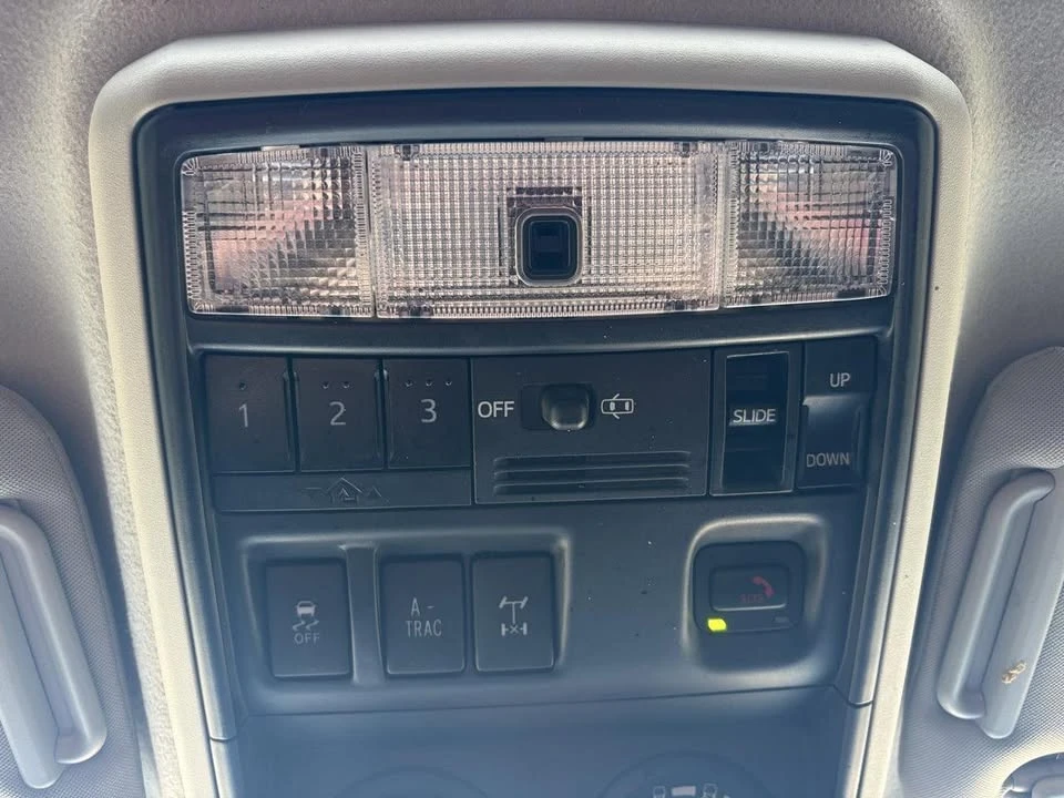 2020 Toyota 4Runner 5th Gen - Image 19 of 20